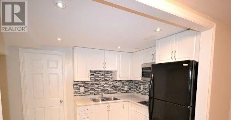 BSMT-260 Green Road, Hamilton, ON, L8E 4J8 - 5
