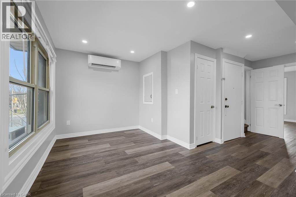 UPPER-9 Melrose Avenue S, Hamilton, ON, L8M 2Y4 - 6