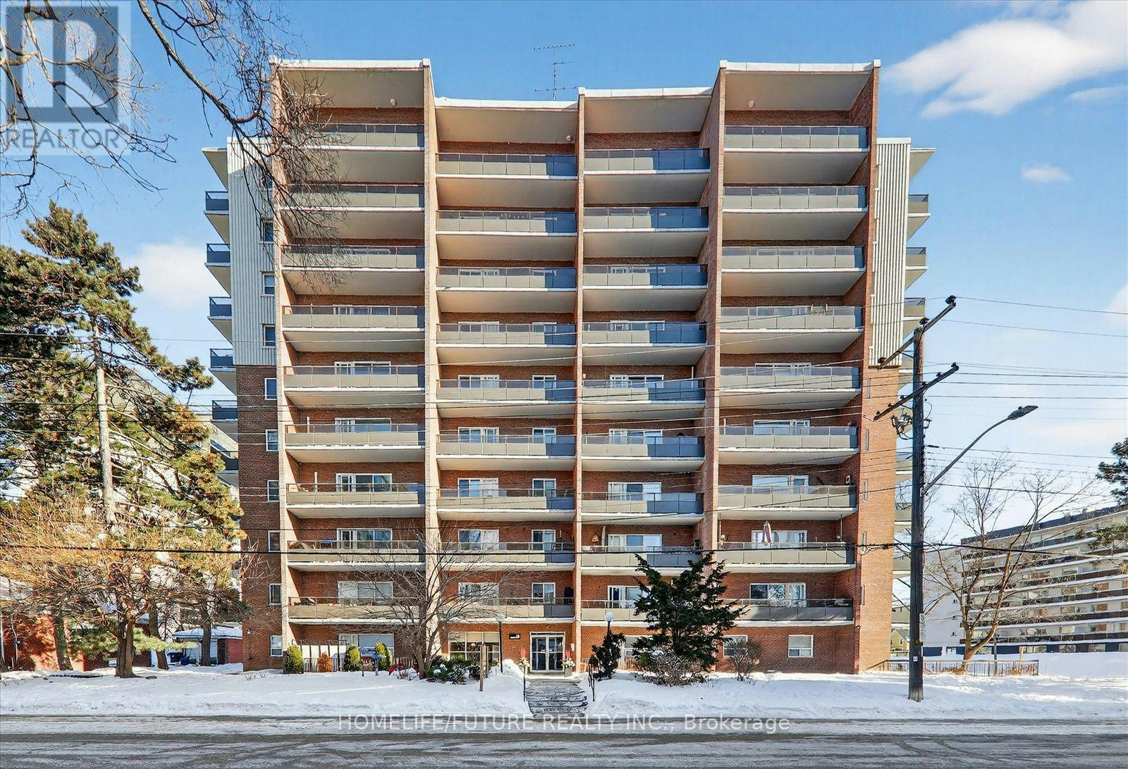 704-15 Elizabeth Street N, Mississauga, ON, L5G 2Z3
