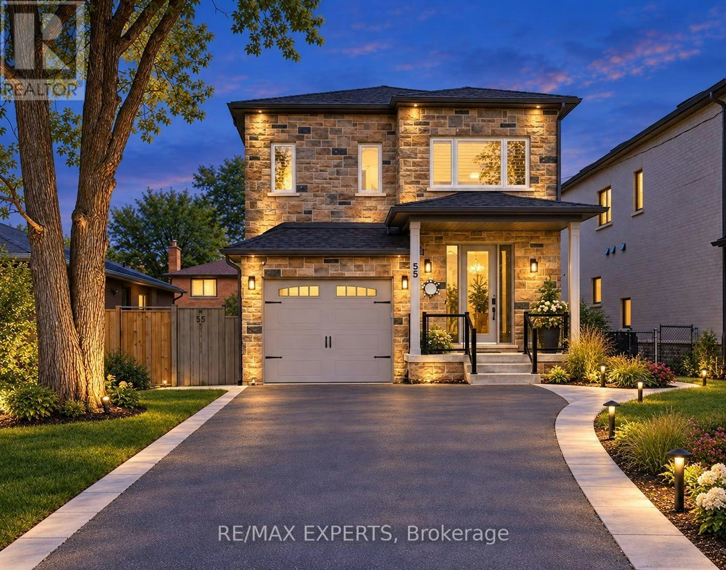 55 Muir Avenue, Toronto, ON, M9L 1H5
