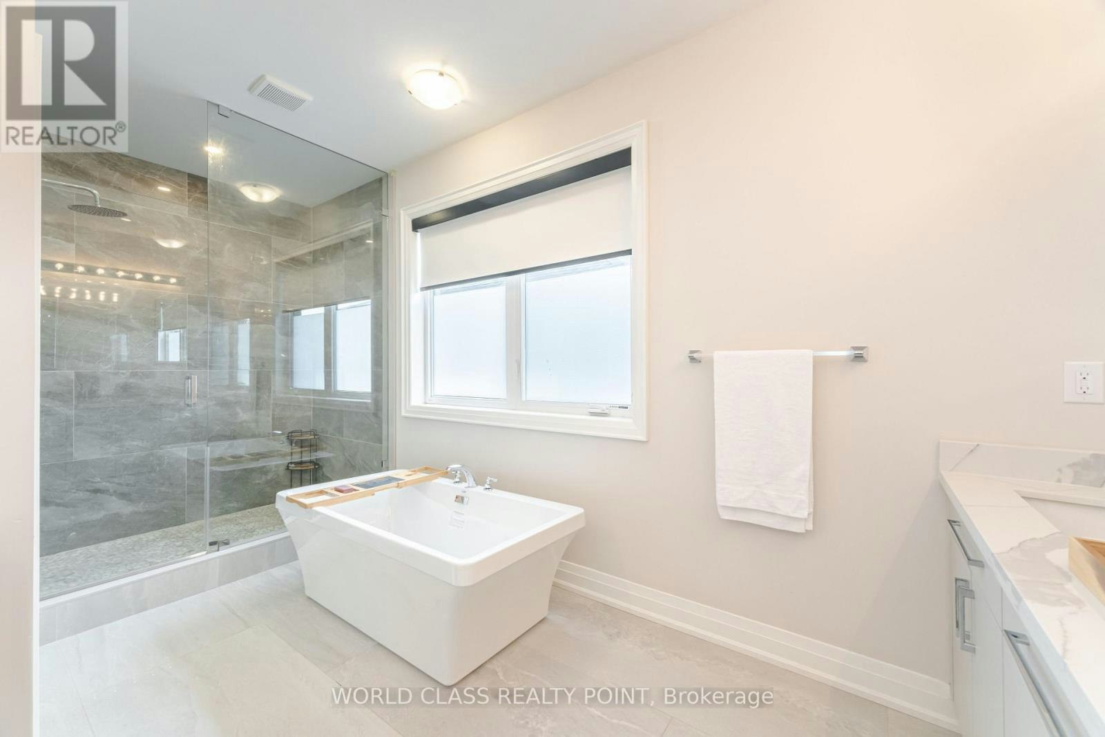 560 Woodview Road, Burlington, ON, L7N 3A1 - 20