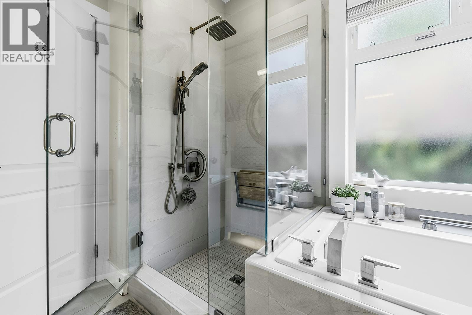 4125 Gallaghers Parkland Drive, Kelowna, BC, V1W 3Z8 - 29