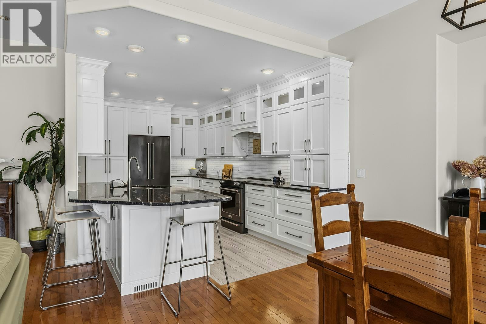 4125 Gallaghers Parkland Drive, Kelowna, BC, V1W 3Z8 - 12