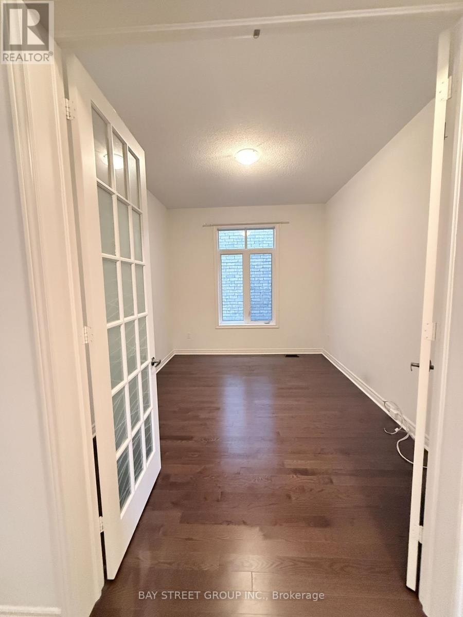 69 Tupling Street, Bradford West Gwillimbury, ON, L3Z 0W6 - 6