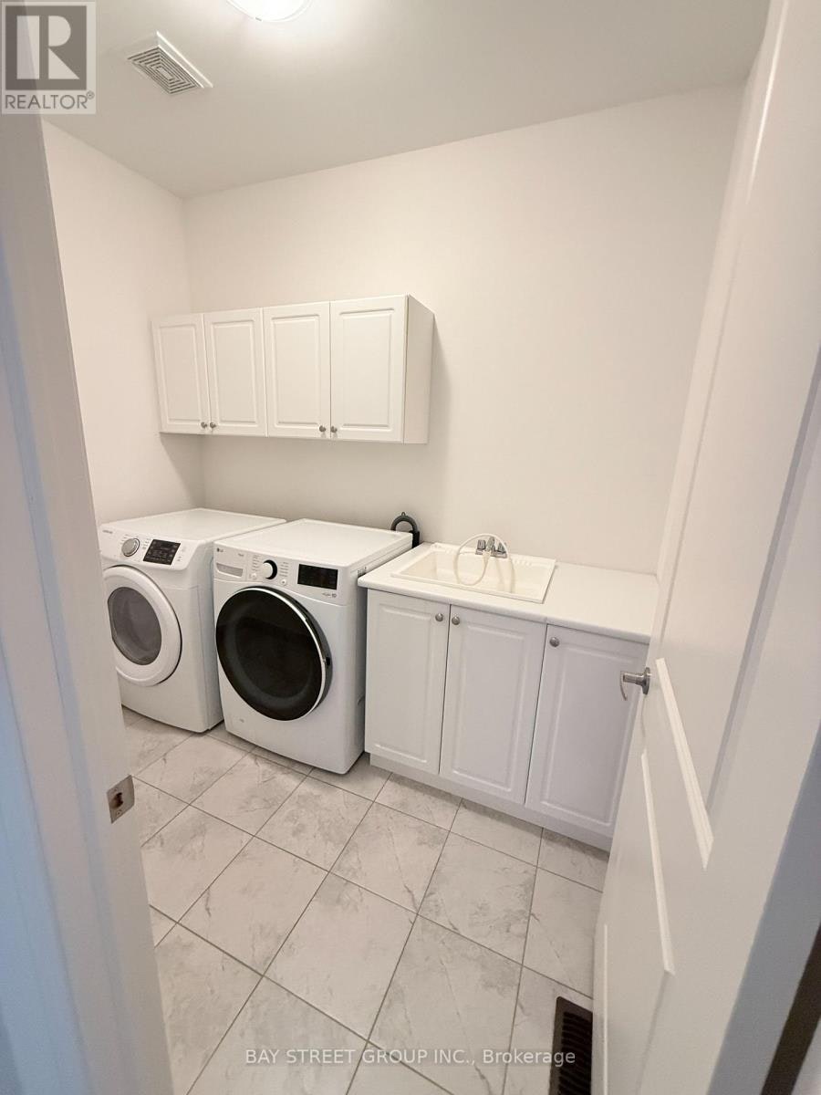 69 Tupling Street, Bradford West Gwillimbury, ON, L3Z 0W6 - 14