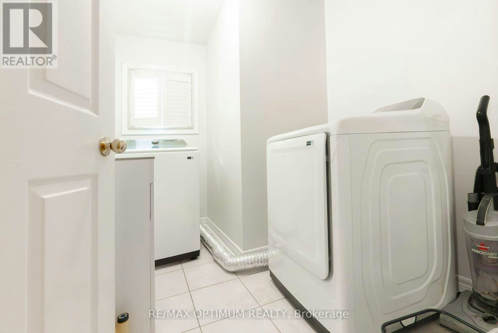 545 Warhol Way, Mississauga, ON, L5W 1M2 - 25
