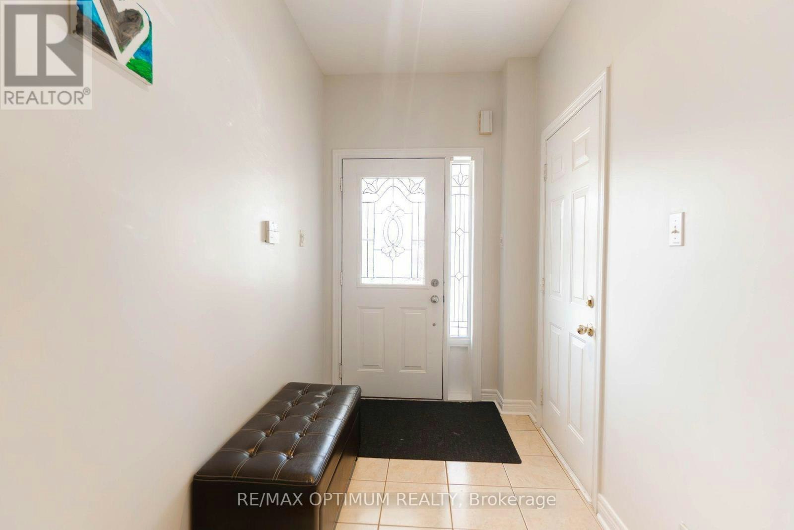 545 Warhol Way, Mississauga, ON, L5W 1M2 - 3