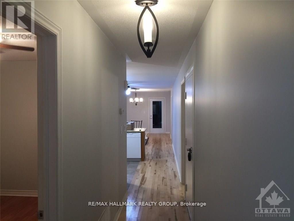 21-21 Perthmore Street, Perth, ON, K7H 3P1 - 2