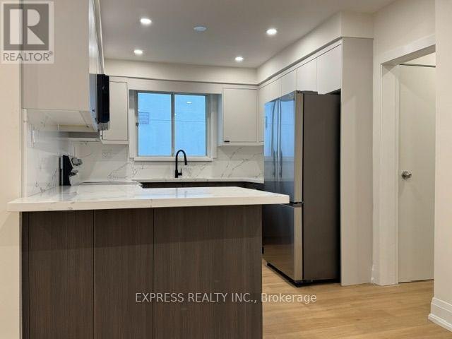 2-1328 Avenue Road, Toronto, ON, M5N 2G9 - 2