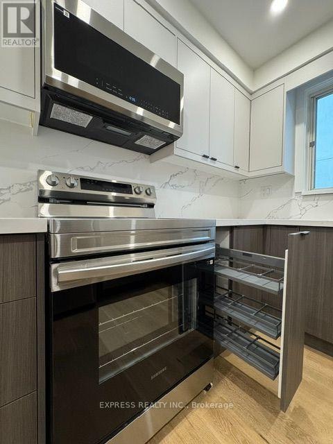 2-1328 Avenue Road, Toronto, ON, M5N 2G9 - 6