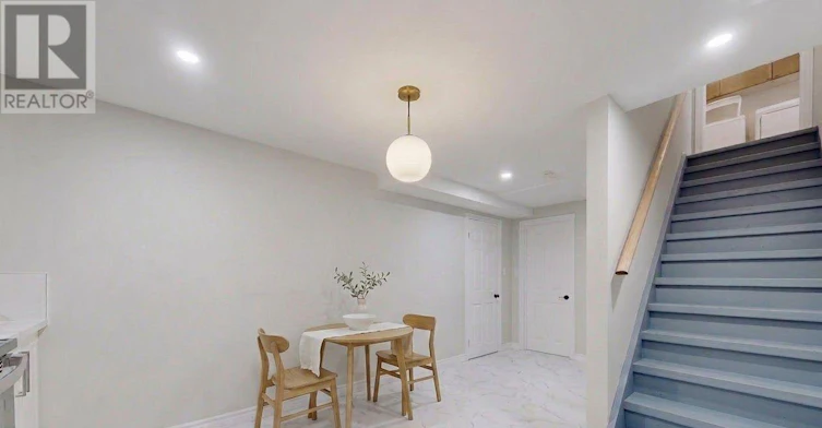 27 Gladiola Court, Whitby, ON, L1R 1N8 - 6
