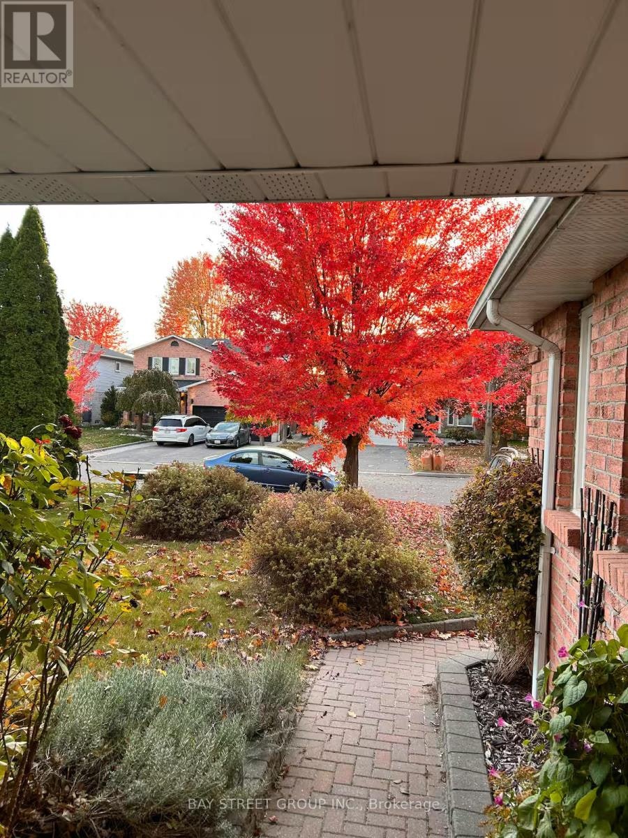 27 Gladiola Court, Whitby, ON, L1R 1N8 - 15