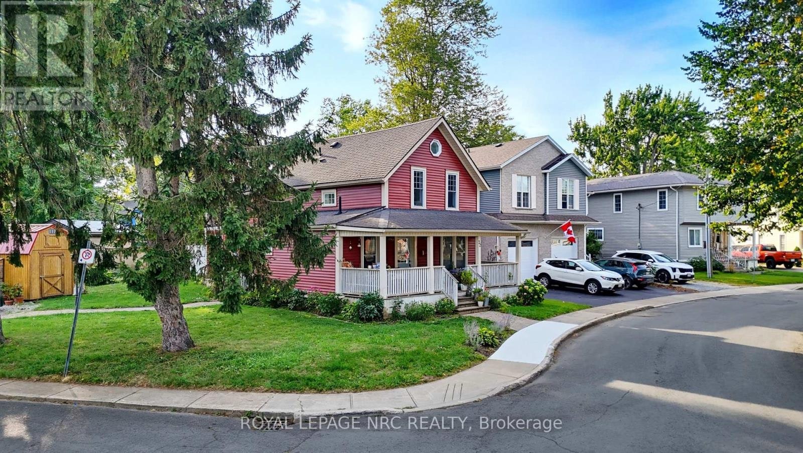 2-52 Queens Circle, Fort Erie, ON, L0S 1B0 - 2