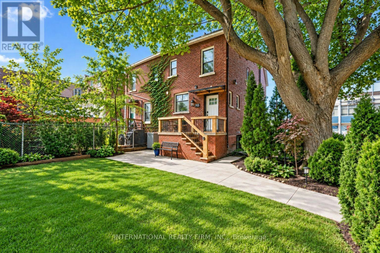 MAIN/LOWER-793 Dufferin Street, Toronto, ON, M6H 3K8 - 2