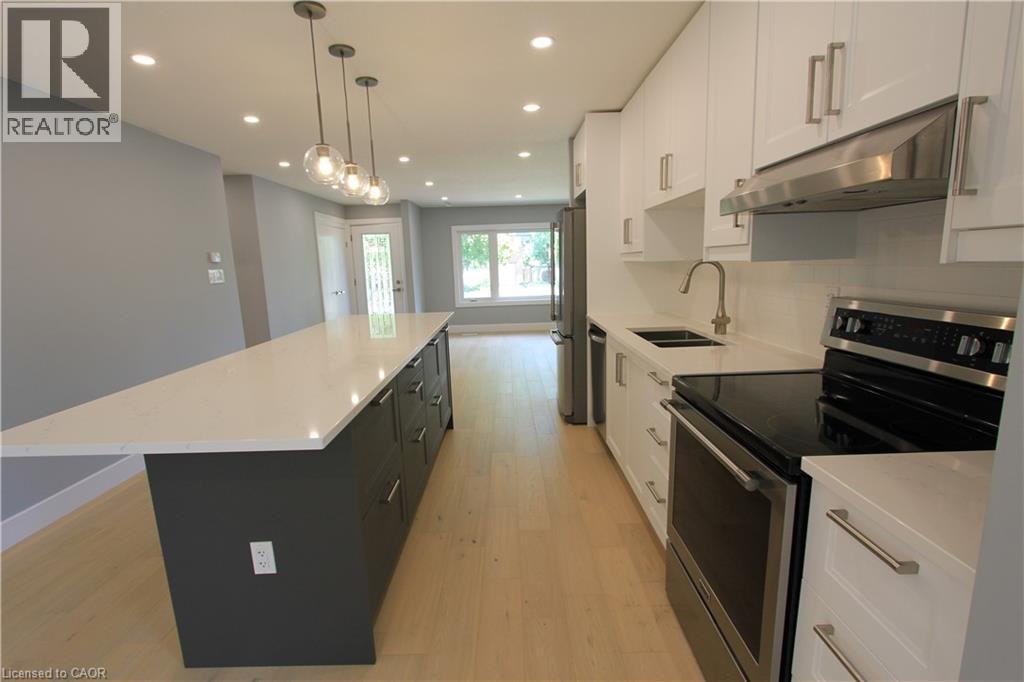 Upper-543 Dunbar Road S, Kitchener, ON, N2M 2X1 - 24