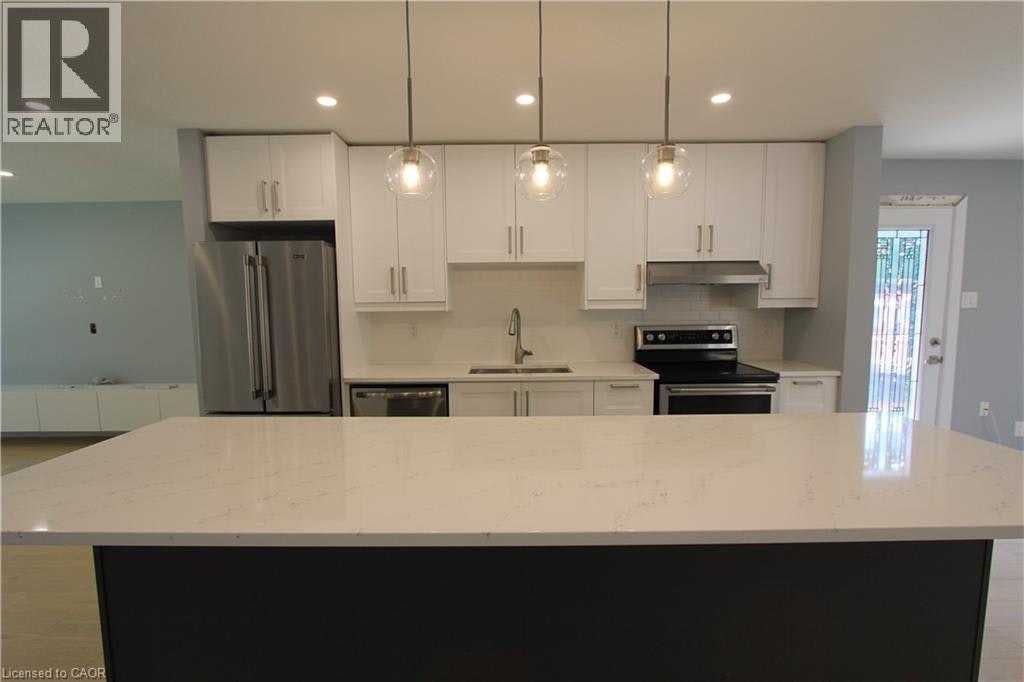 Upper-543 Dunbar Road S, Kitchener, ON, N2M 2X1 - 22