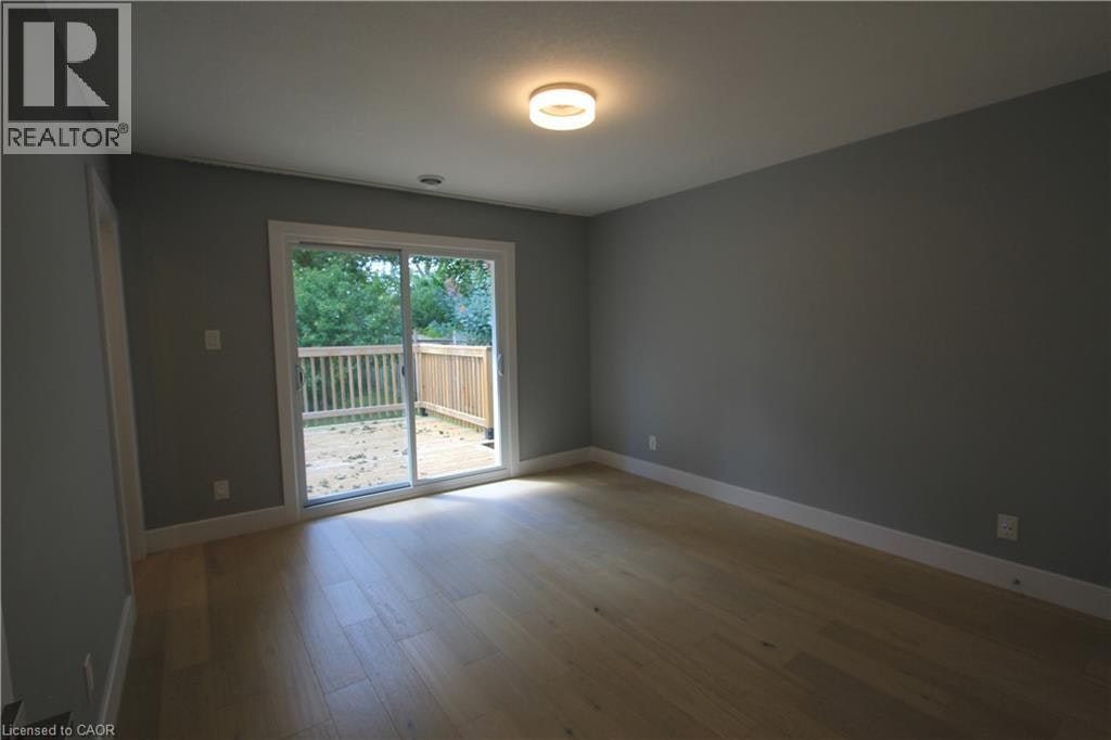 Upper-543 Dunbar Road S, Kitchener, ON, N2M 2X1 - 12