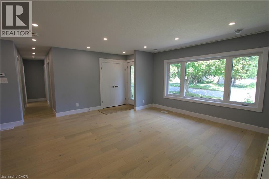 Upper-543 Dunbar Road S, Kitchener, ON, N2M 2X1 - 20