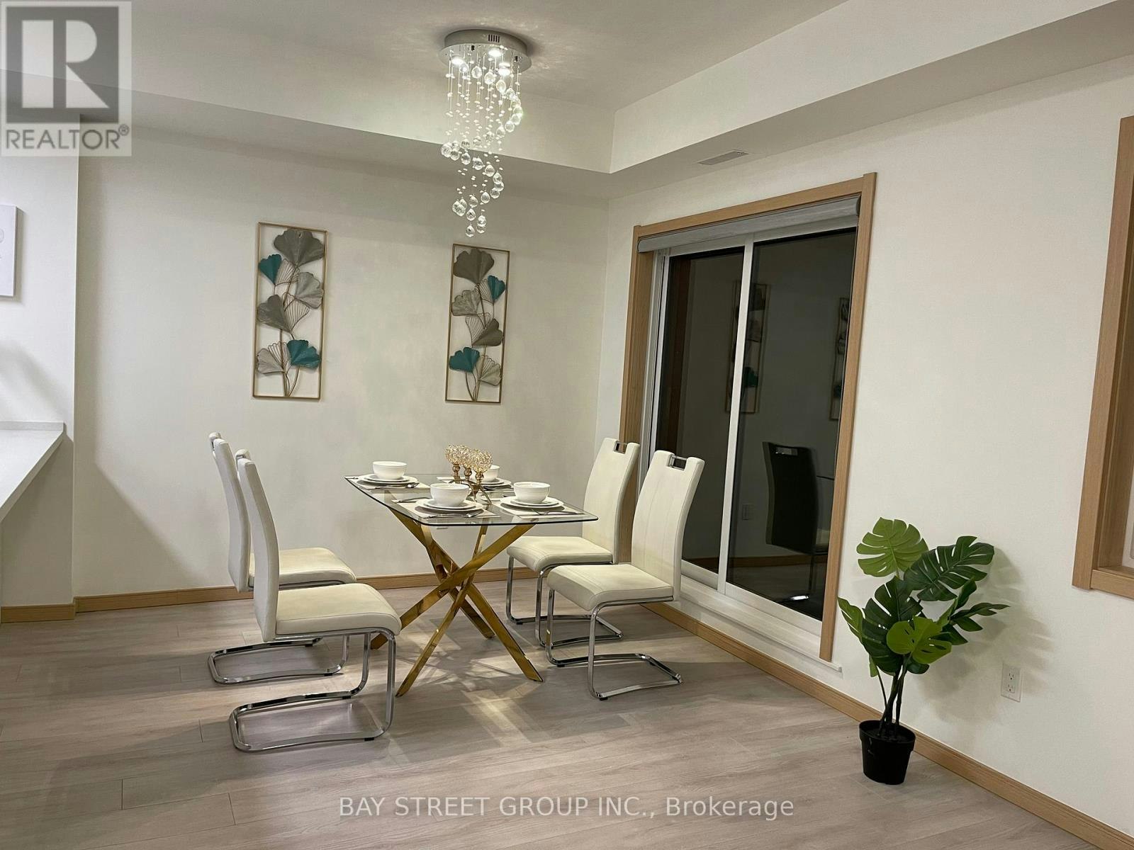 B302-50 Morecambe Gate, Toronto, ON, M1W 2N5 - 4