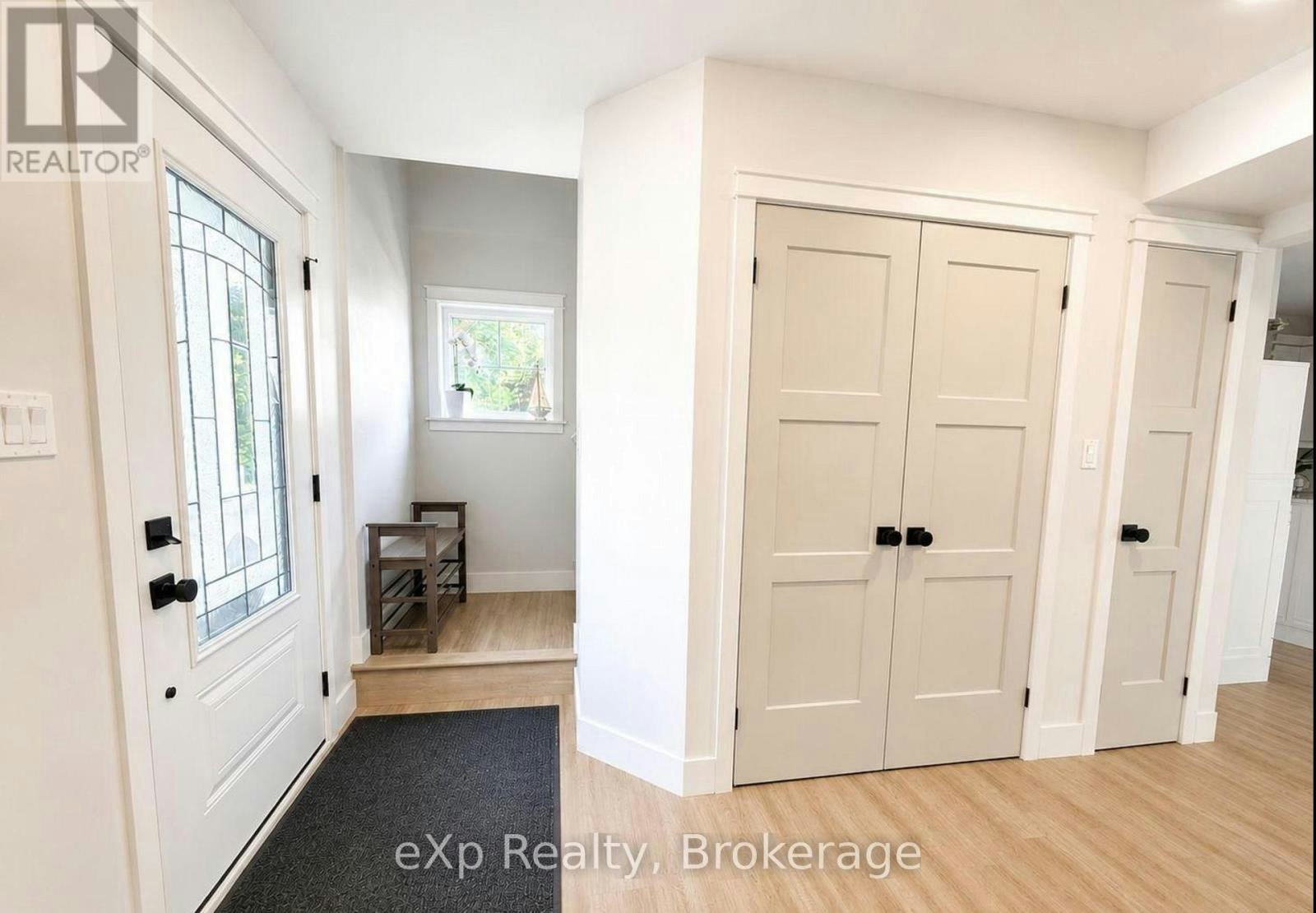 A UPPER-340 Nelson Street, Kincardine, ON, N2Z 1X7 - 2