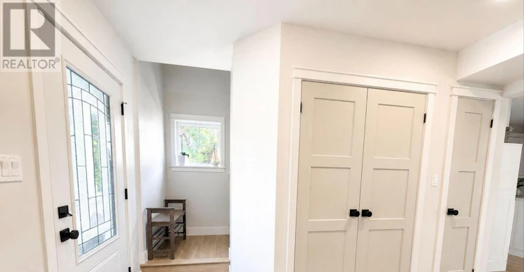 A UPPER-340 Nelson Street, Kincardine, ON, N2Z 1X7 - 2