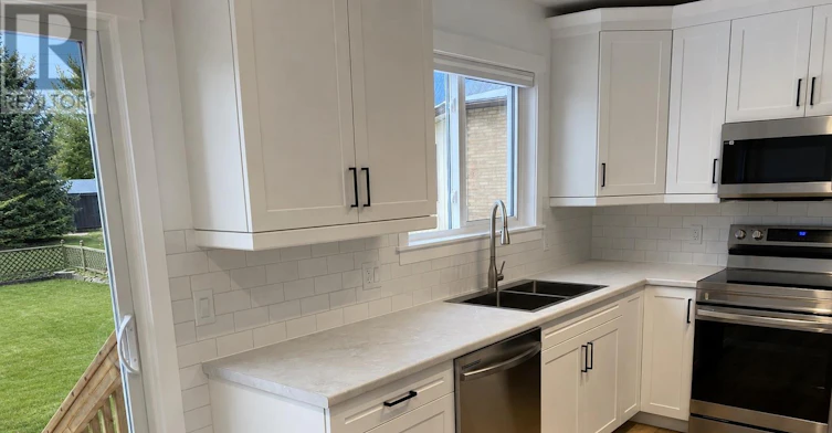 390 13th Street, Hanover, ON, N4N 1X9 - 3