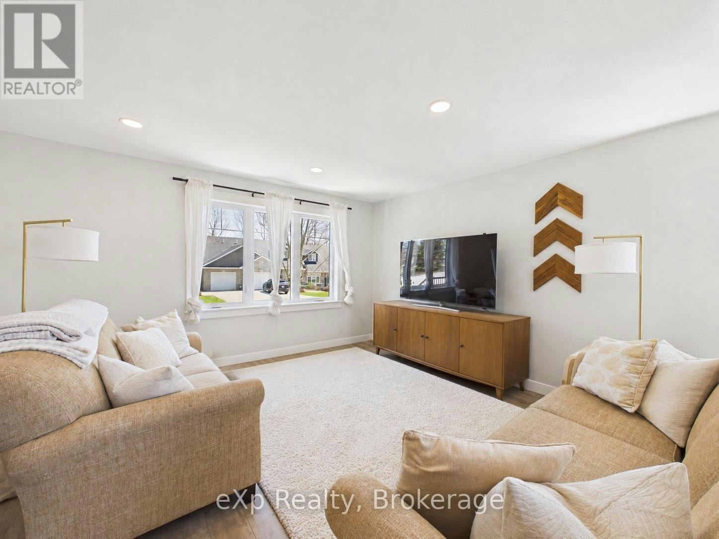 A UPPER-966 Charles Street, Kincardine, ON, N2Z 2C3 - 3