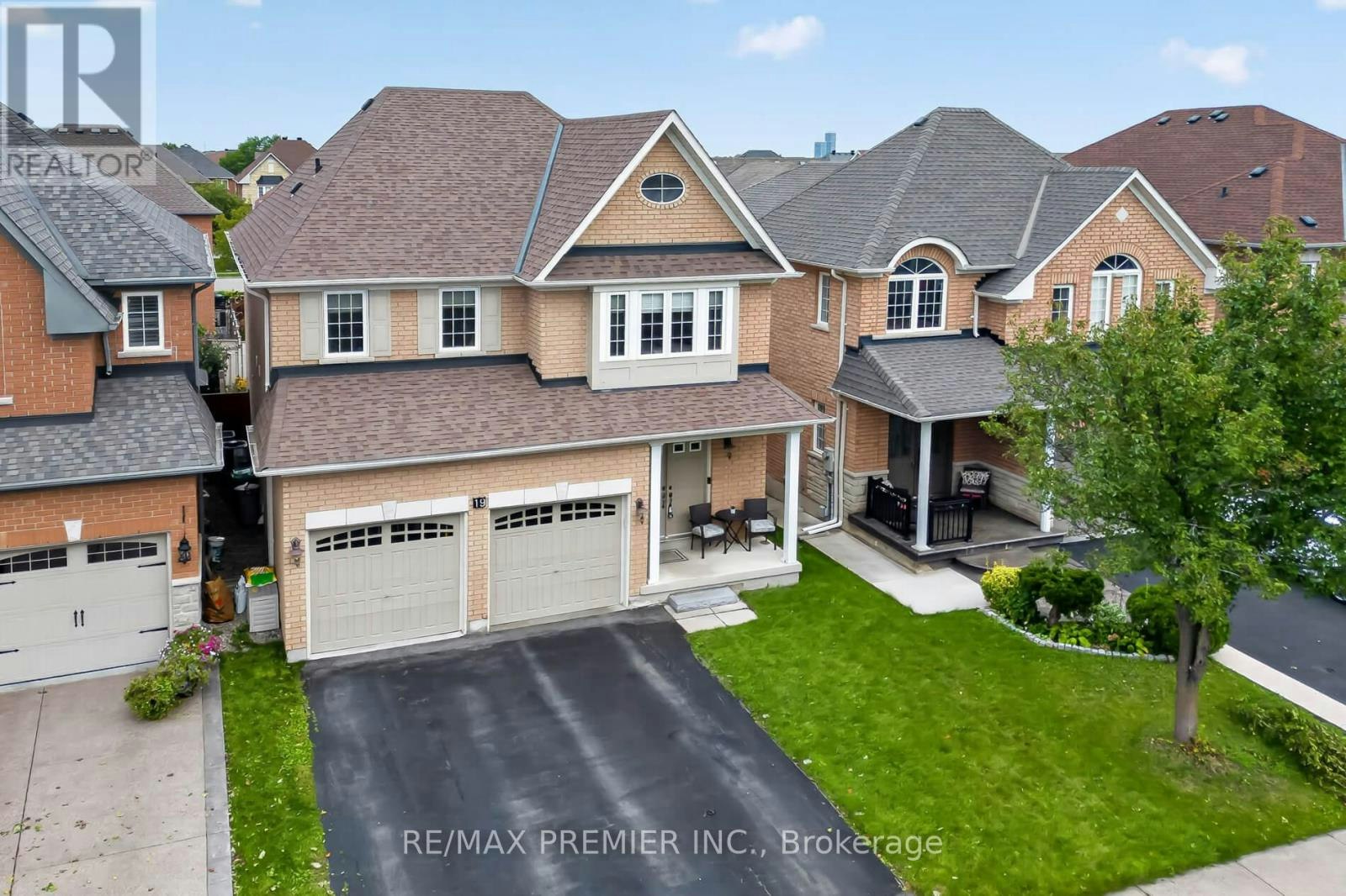 19 Timberwolf Road, Brampton, ON, L6P 2B4