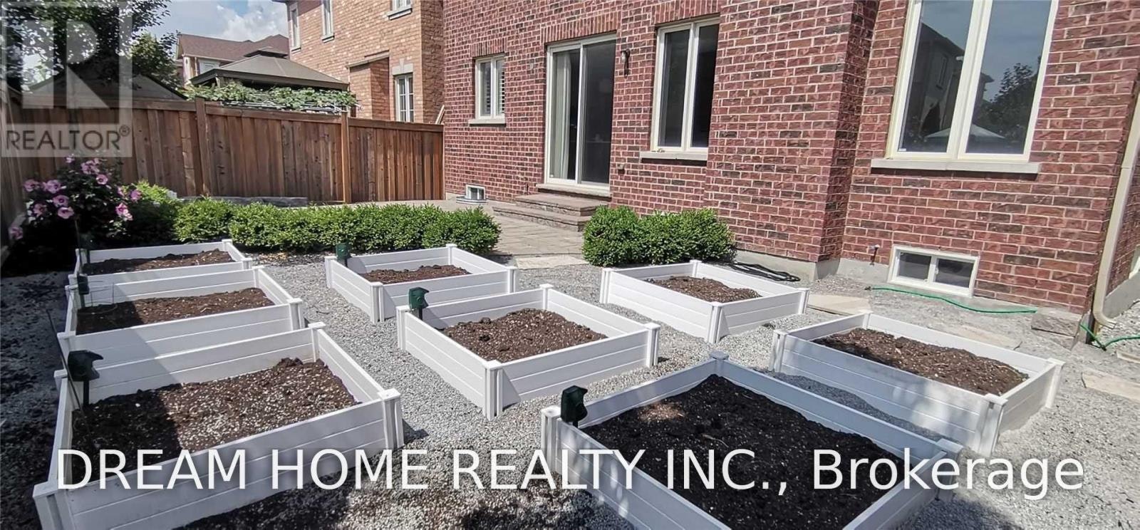 53 Hermitage Boulevard, Markham, ON, L6E 0S4 - 3