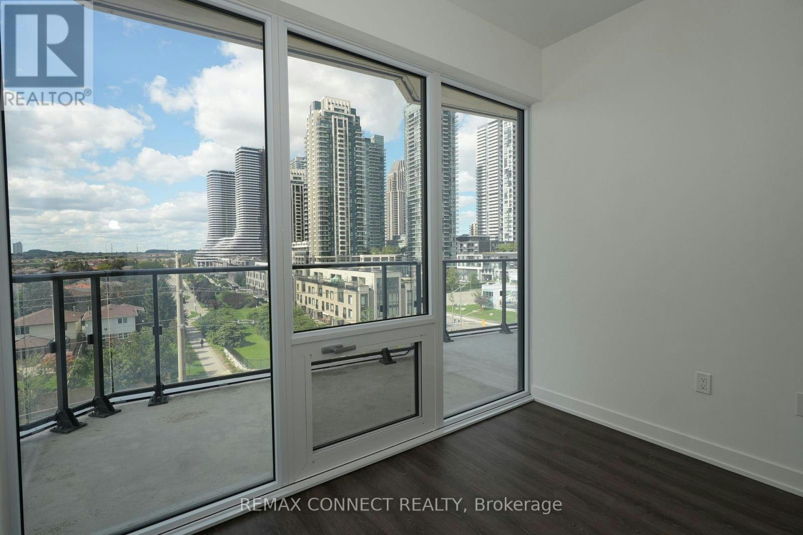 503-448 Burnhamthorpe Road W, Mississauga, ON, L5B 0R4 - 10
