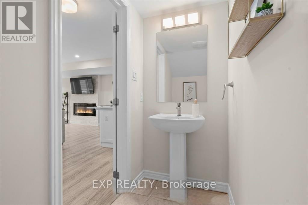 304 Lapland Private, Ottawa, ON, K2V 0S2 - 11