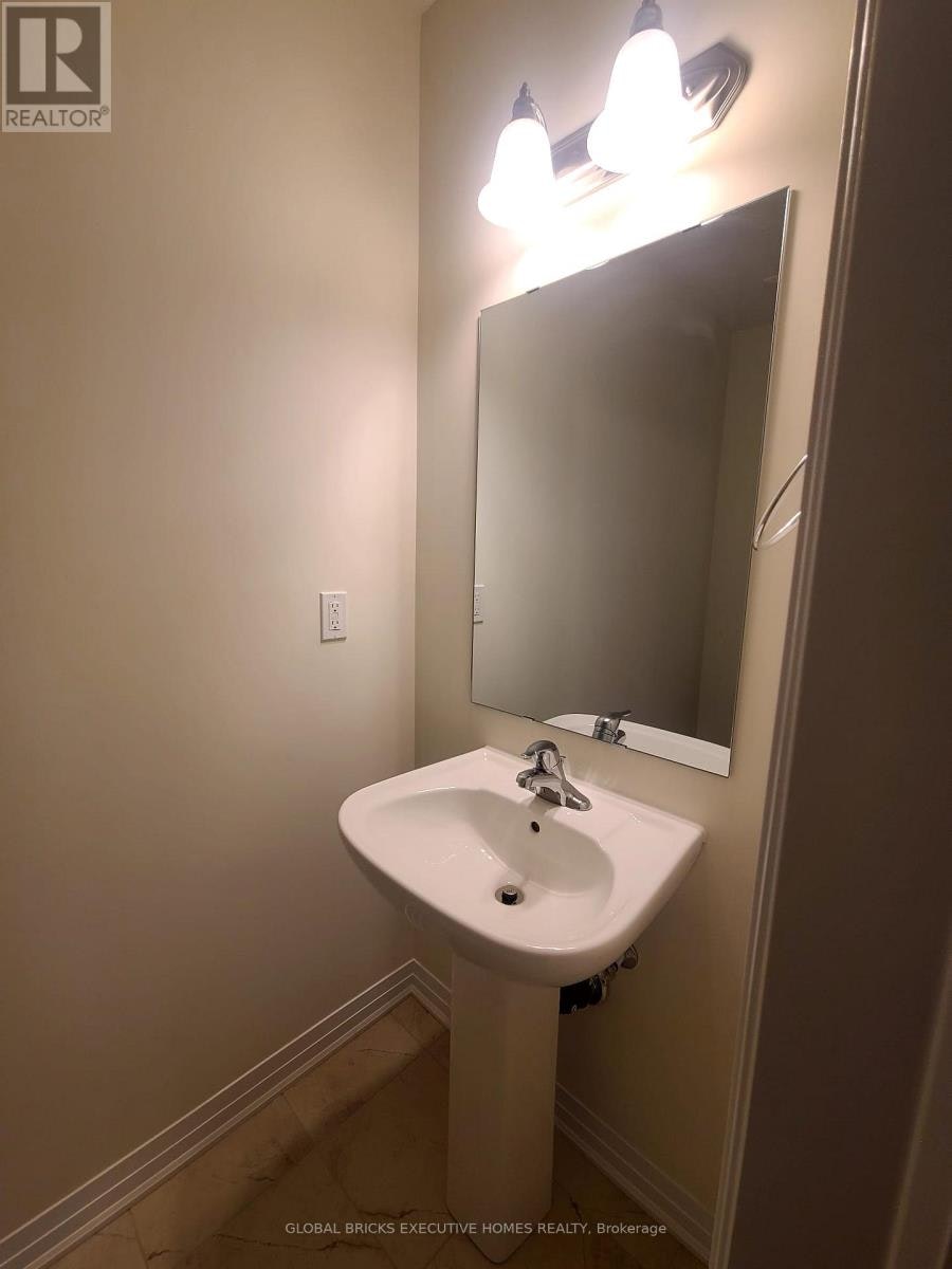 11 Poett Avenue, Stratford, ON, N5A 0M2 - 10