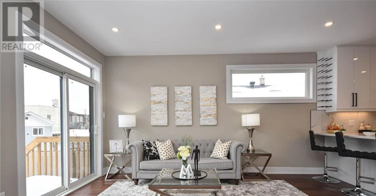 A-314 Cyr Avenue, Ottawa, ON, K1L 7N7 - 11