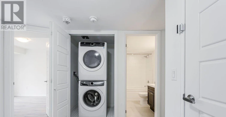 18-142 William Duncan Road, Toronto, ON, M3K 0C1 - 17