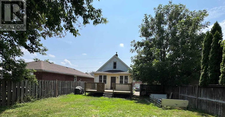 6269 Ash Street, Niagara Falls, ON, L2G 2H4 - 3
