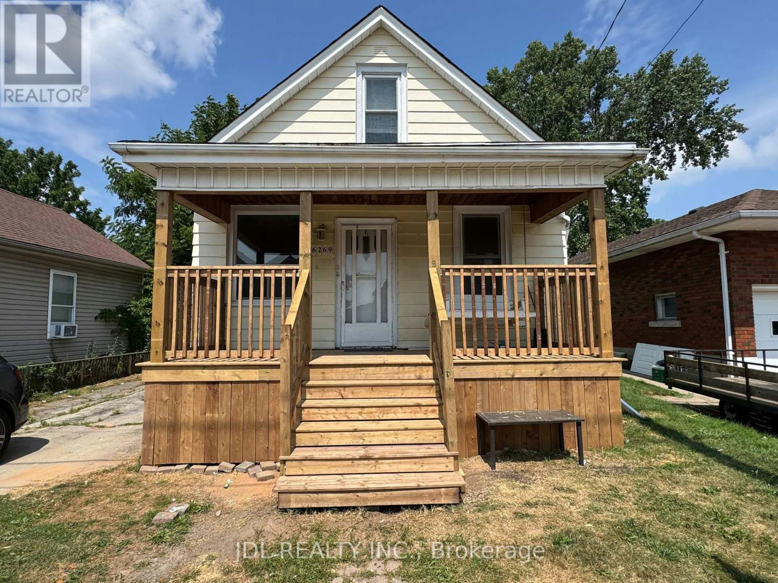6269 Ash Street, Niagara Falls, ON, L2G 2H4