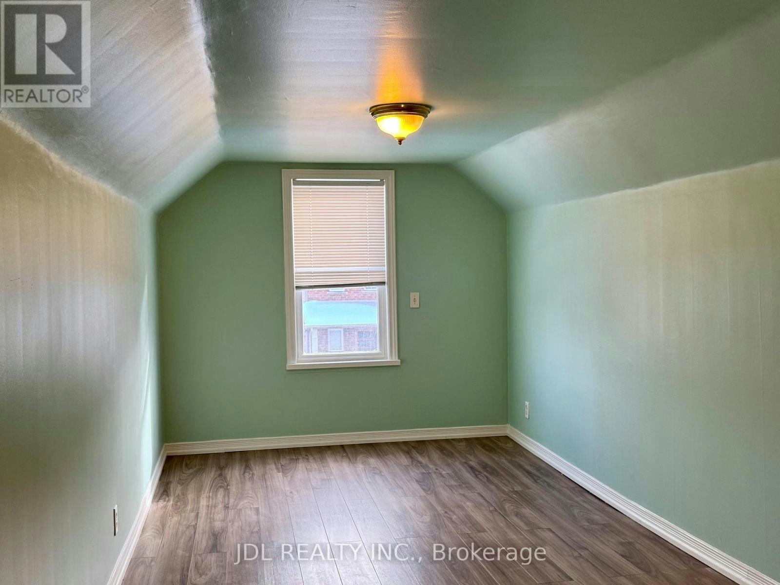 6269 Ash Street, Niagara Falls, ON, L2G 2H4 - 11