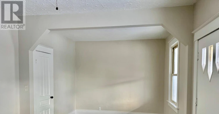 6269 Ash Street, Niagara Falls, ON, L2G 2H4 - 9