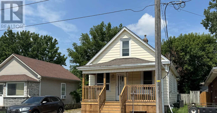 6269 Ash Street, Niagara Falls, ON, L2G 2H4 - 2