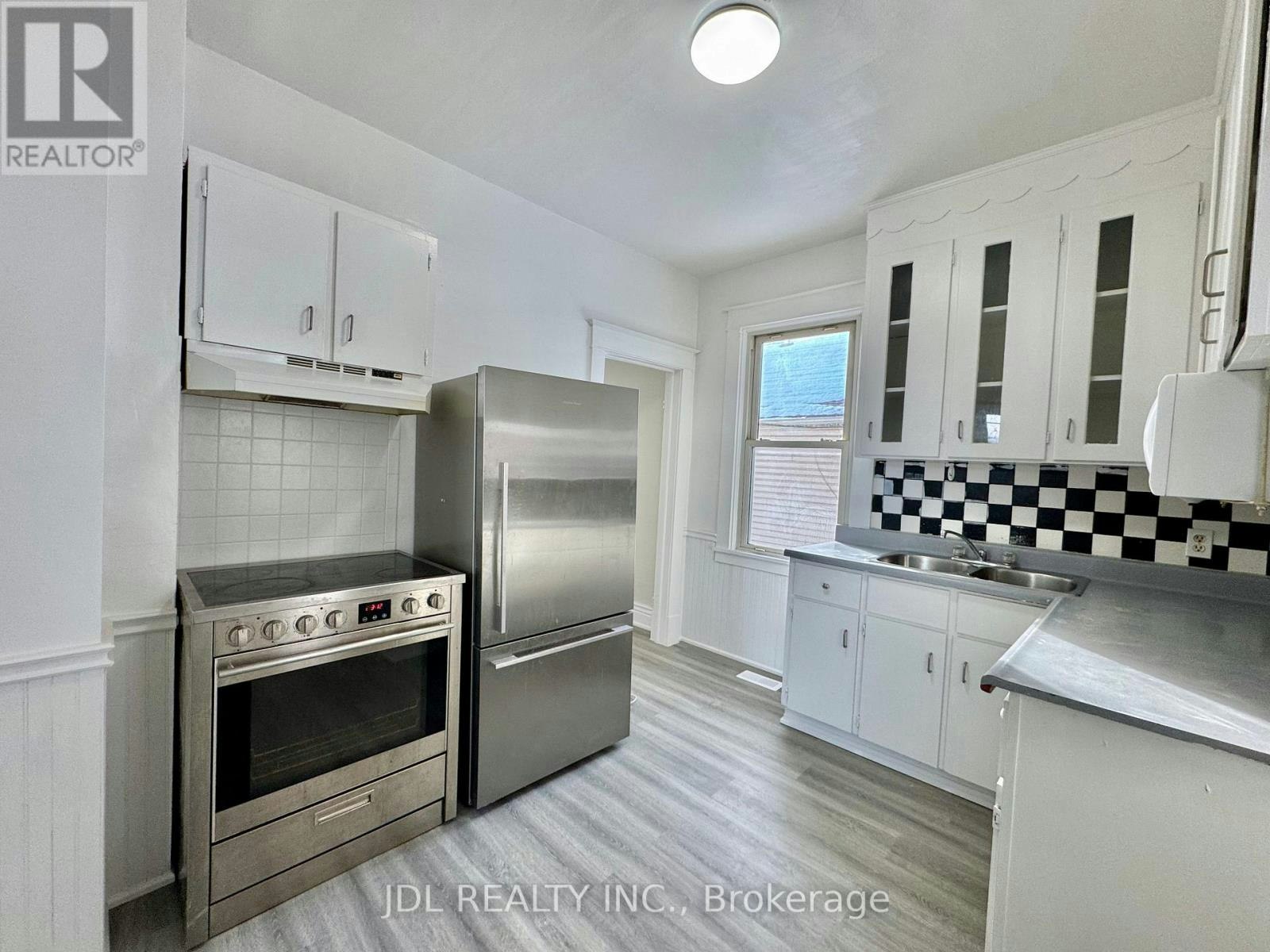 6269 Ash Street, Niagara Falls, ON, L2G 2H4 - 7