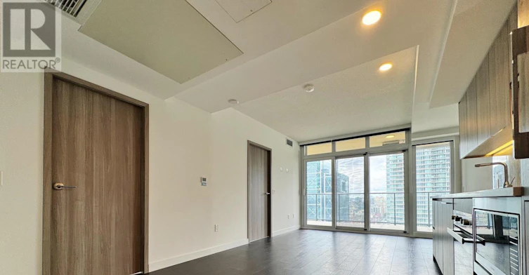 2103-3 Concord Cityplace Way, Toronto, ON, M5V 0X4 - 10