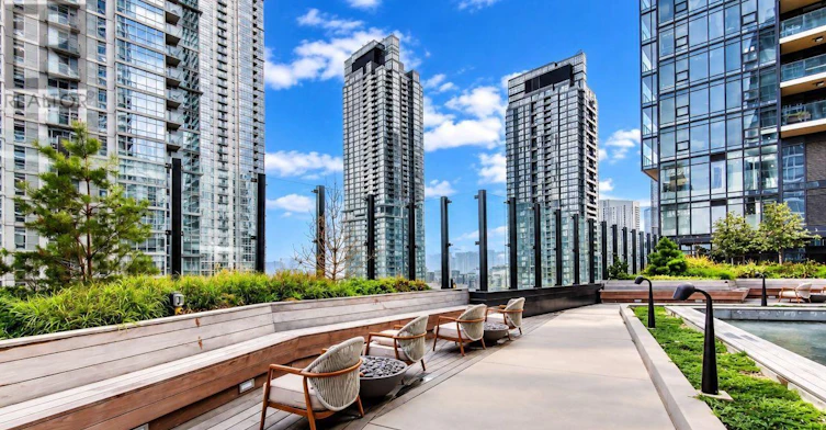 2103-3 Concord Cityplace Way, Toronto, ON, M5V 0X4 - 33