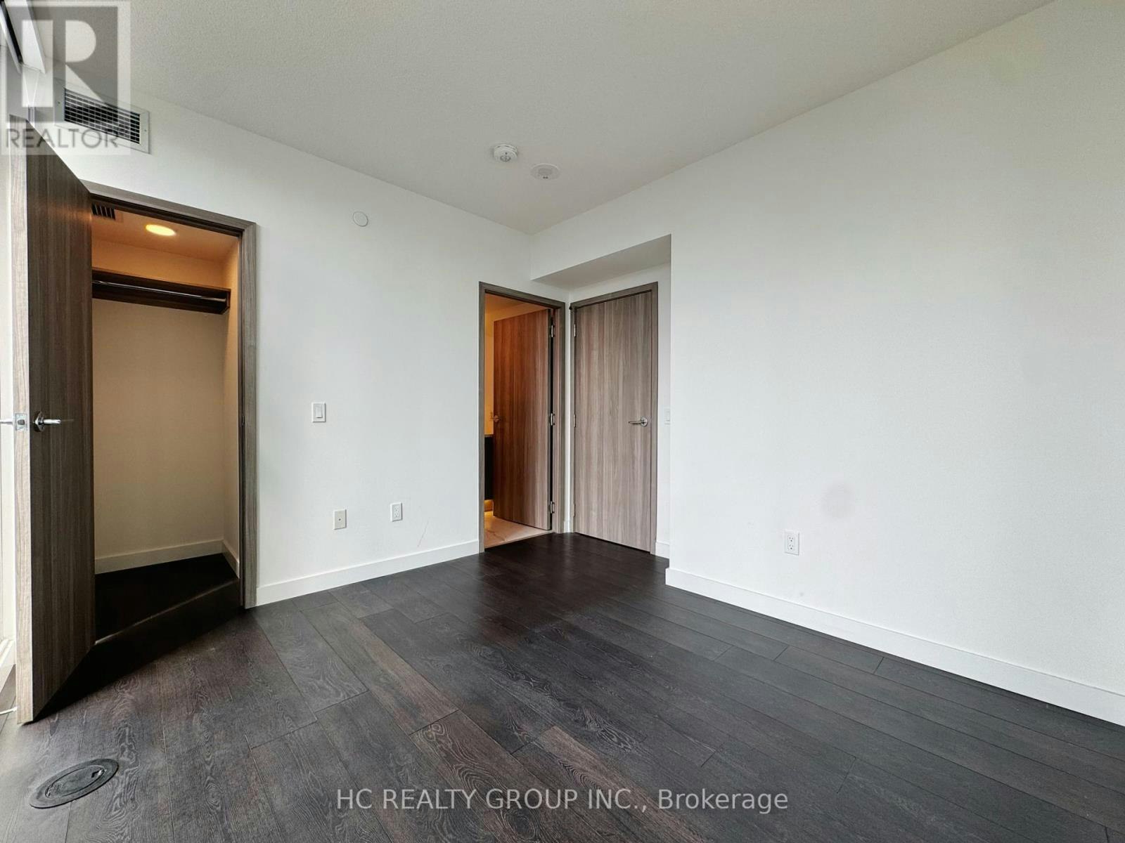2103-3 Concord Cityplace Way, Toronto, ON, M5V 0X4 - 16