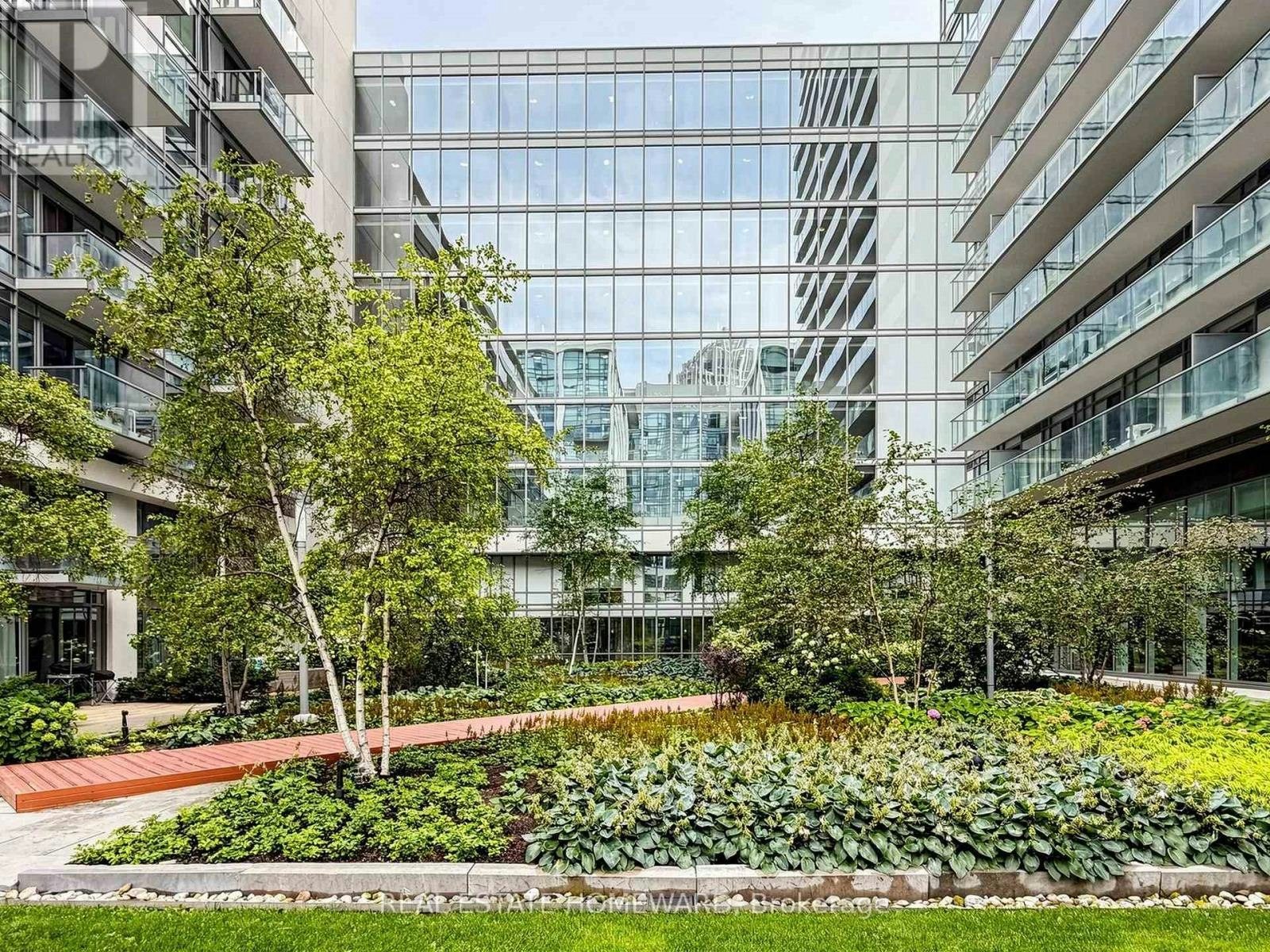 201-90 Stadium Road, Toronto, ON, M5V 3E9 - 19