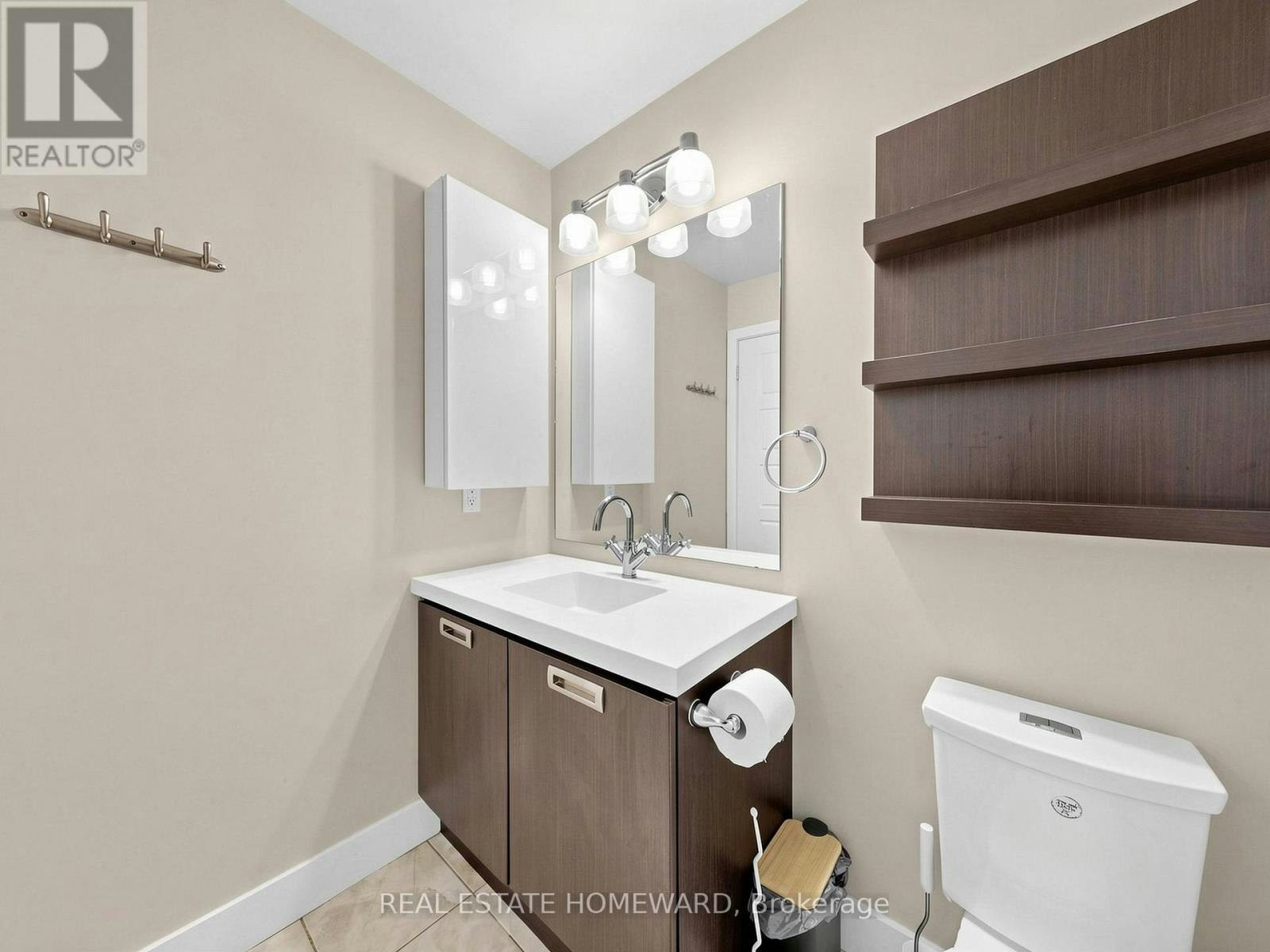 201-90 Stadium Road, Toronto, ON, M5V 3E9 - 14