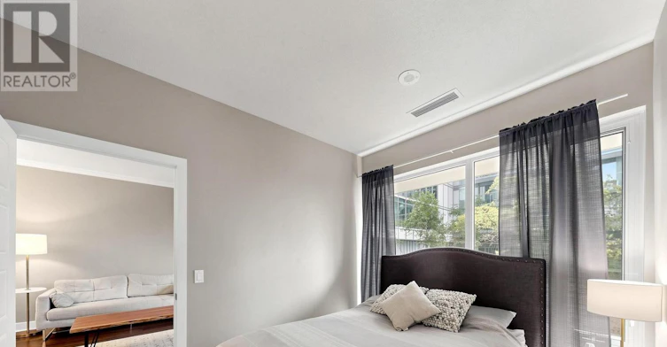 201-90 Stadium Road, Toronto, ON, M5V 3E9 - 11
