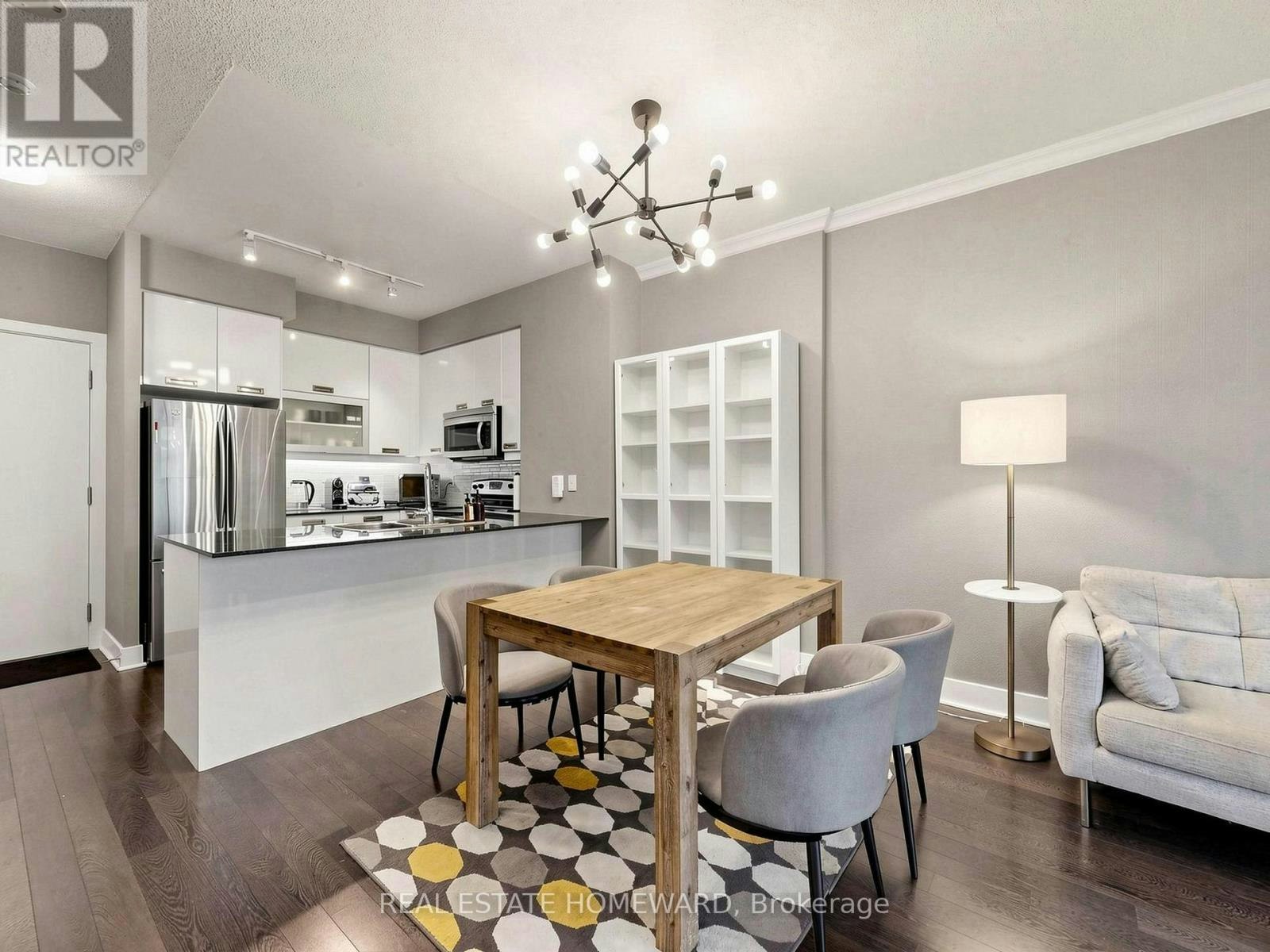 201-90 Stadium Road, Toronto, ON, M5V 3E9 - 5