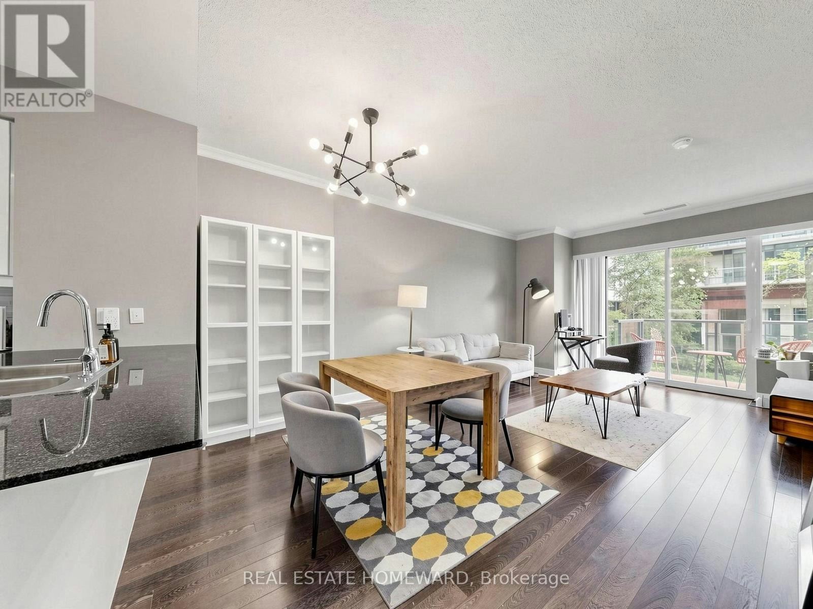 201-90 Stadium Road, Toronto, ON, M5V 3E9 - 6