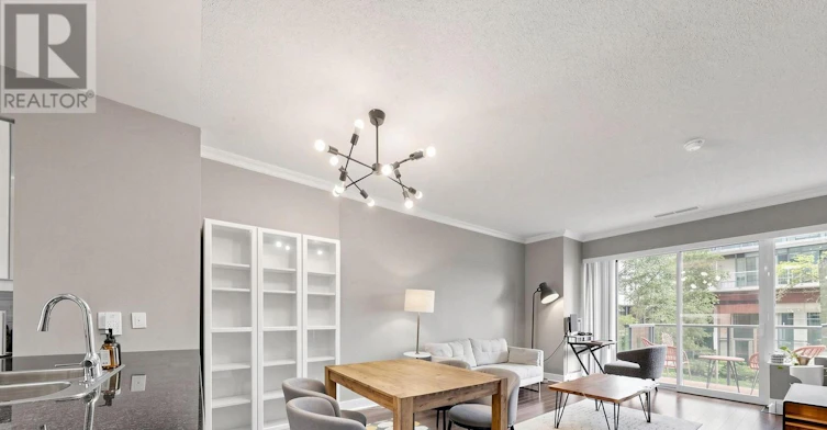 201-90 Stadium Road, Toronto, ON, M5V 3E9 - 6
