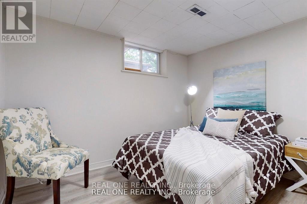 105 Aurora Heights Drive, Aurora, ON, L4G 2X1 - 9